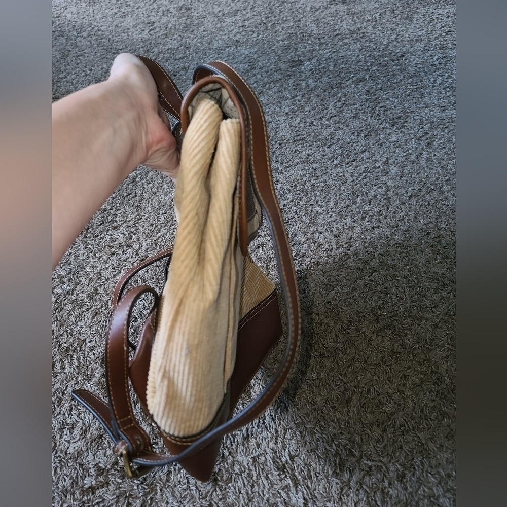 Vintage American Living Corduroy mini backpack tan - Picture 4 of 8